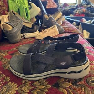 Women's Sketchers Go Walk Arch Fit Sport Sandals Size 10 Blue